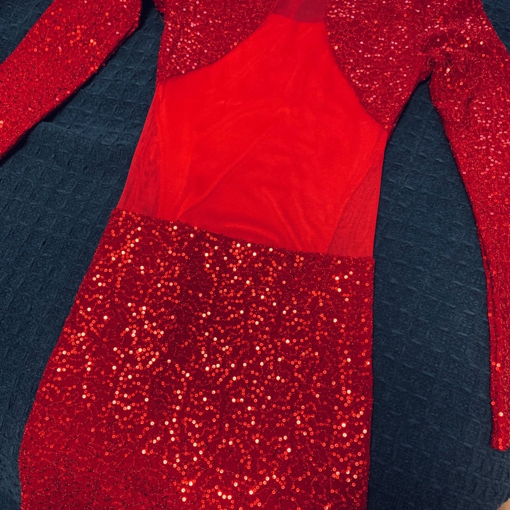 Red sequins dress